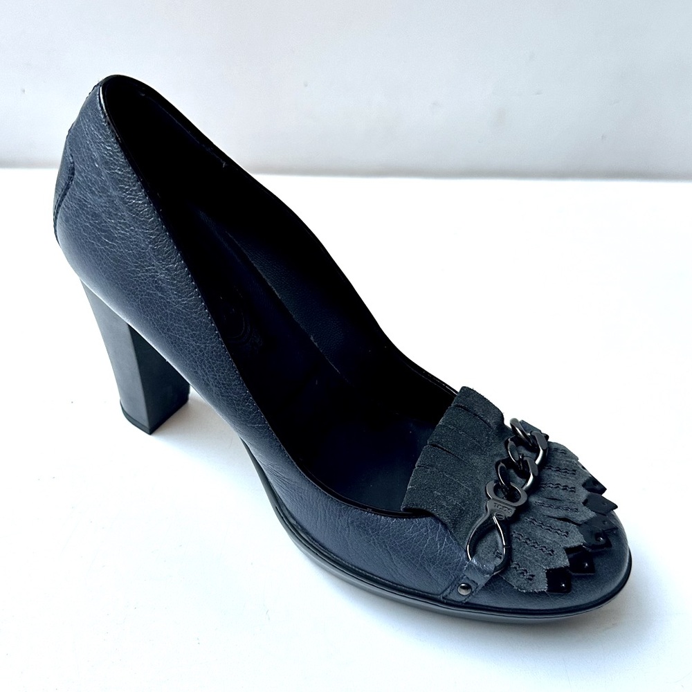 Tod’s Kiltie Flap Elegant Platform Navy Pumps Heels Leather & Suede Chain, 38.5